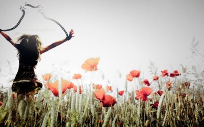 Amikor a szeretet láncai fájnak – a kötődés titkos története   Mi marad, amikor a szerelem véget ér, a szív pedig még kapaszkodik?